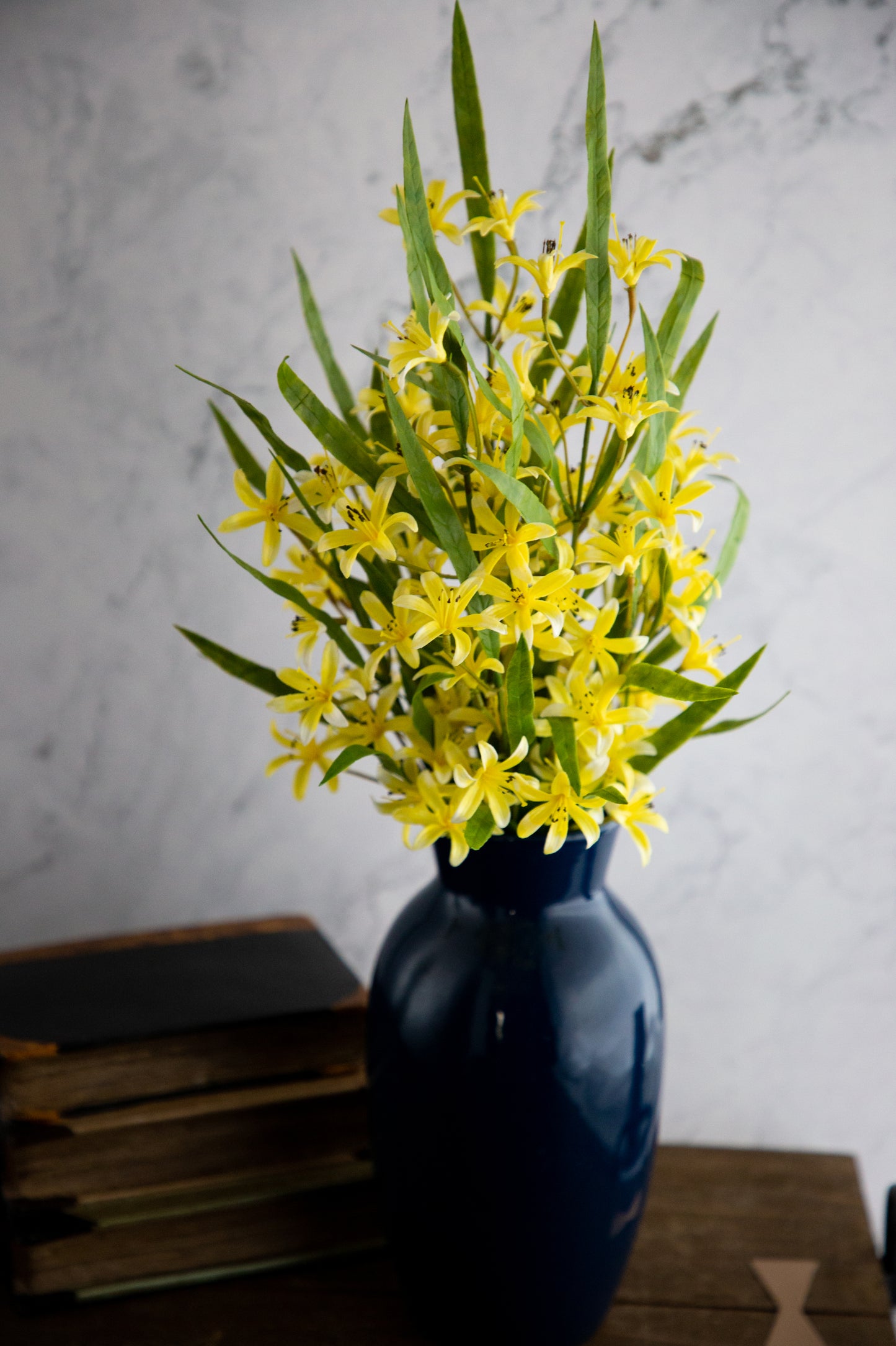 Lily Mini Bush - Yellow